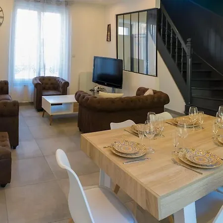 Parenthese Carolo Charleville-Mézières